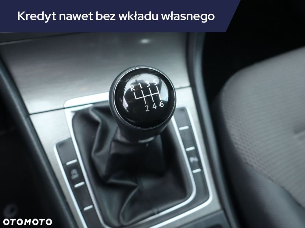 Volkswagen Golf - 15