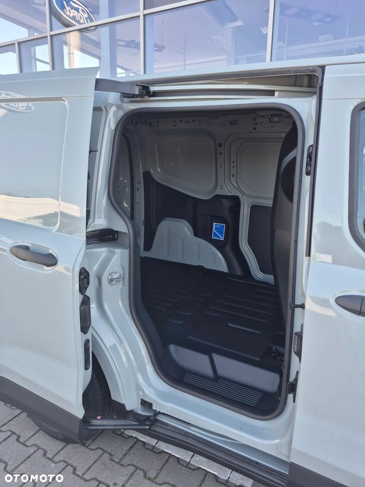 Ford TRANSIT COURIER - 8
