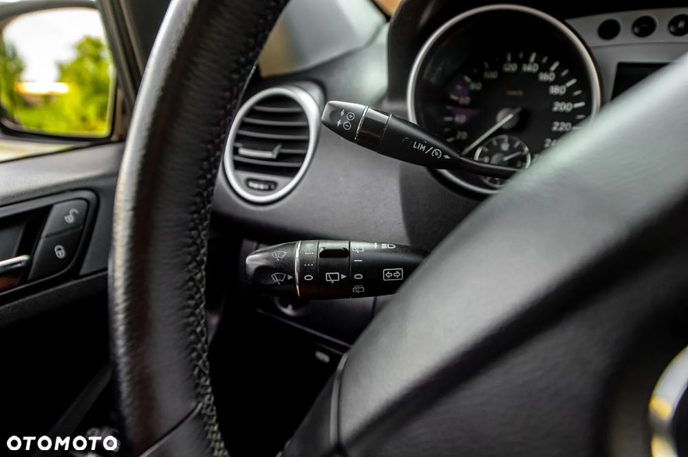 Mercedes-Benz ML 280 CDI 4Matic 7G-TRONIC Edition 10 - 39