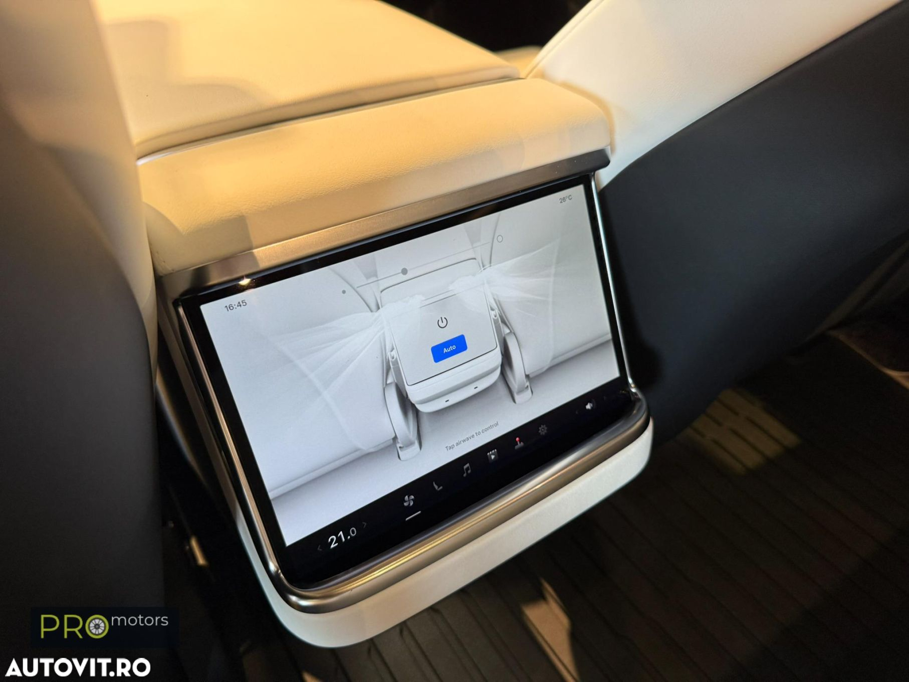 Tesla Model S Plaid - 16