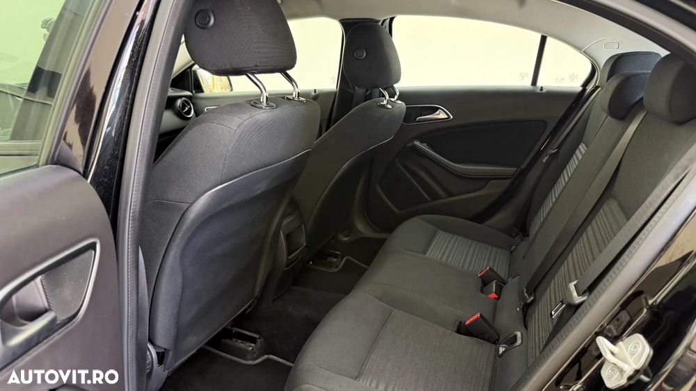 Mercedes-Benz A 160 - 9