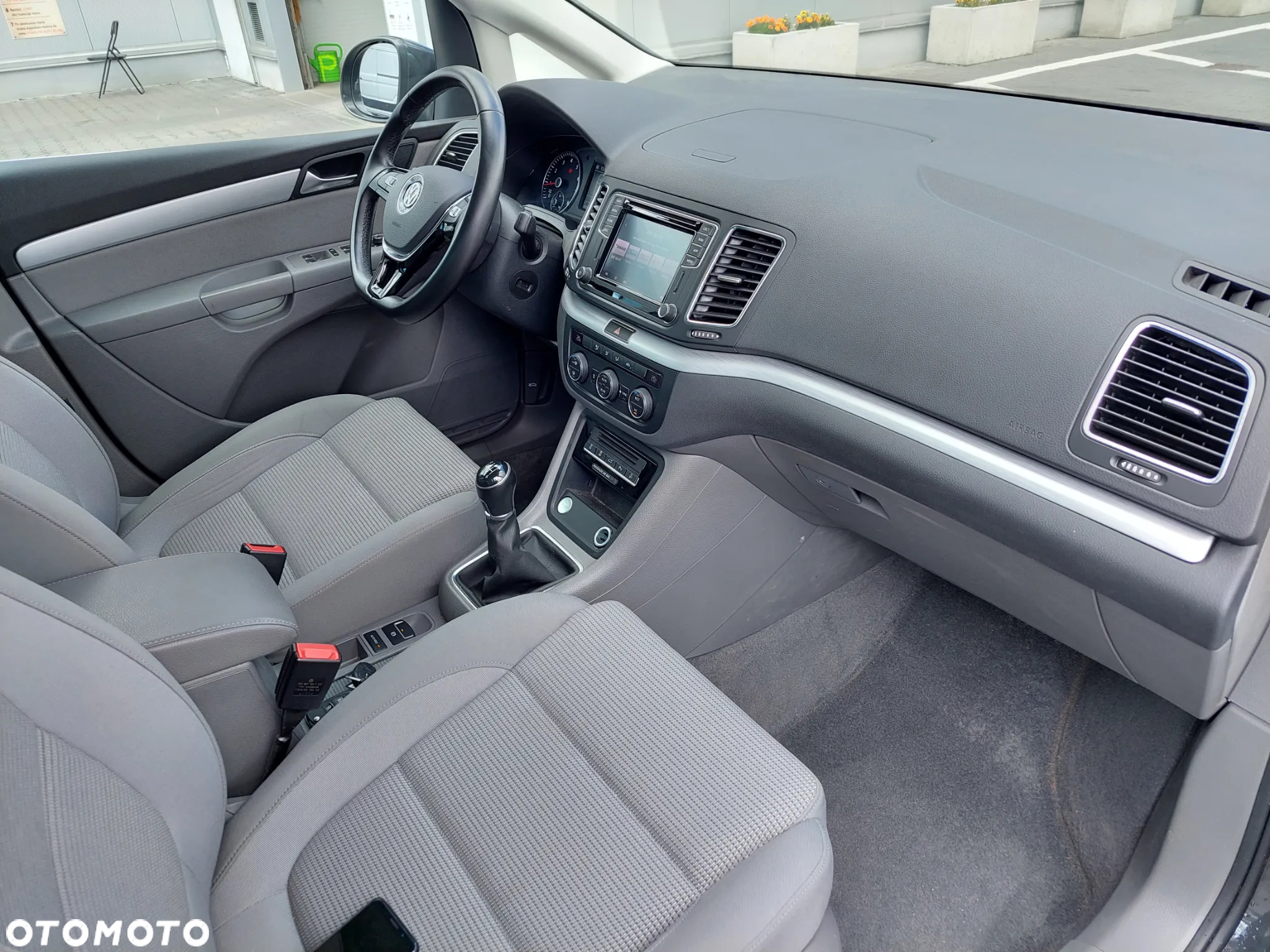 Volkswagen Sharan 1.4 TSI BMT Comfortline - 19
