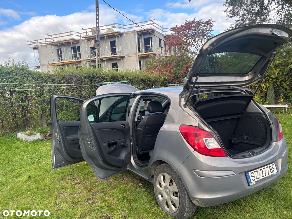 Opel Corsa - 20