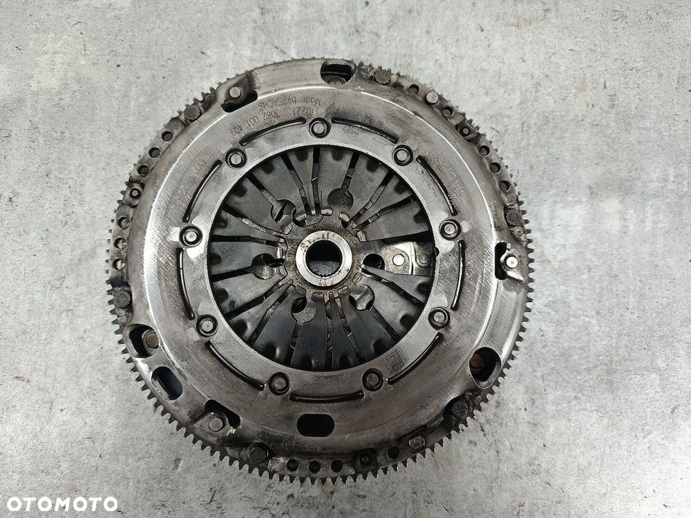 KOŁO DWUMASOWE KOMPLETNE VW TOURAN I 3082001409  1864001694 SACHS 1.9 TDI - 1