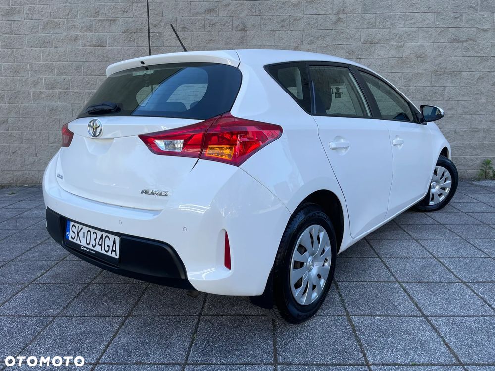 Toyota Auris 1.4 D-4D Dynamic - 7