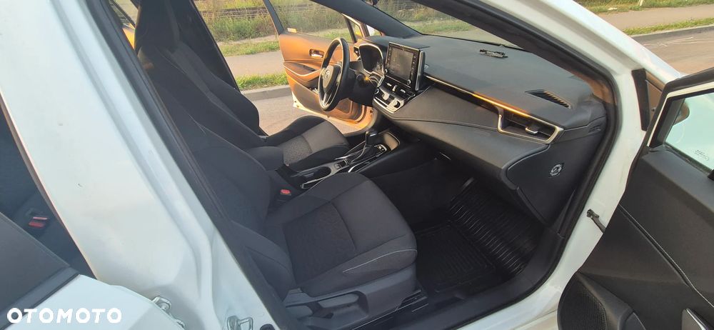 Toyota Corolla 1.8 Hybrid Comfort - 10