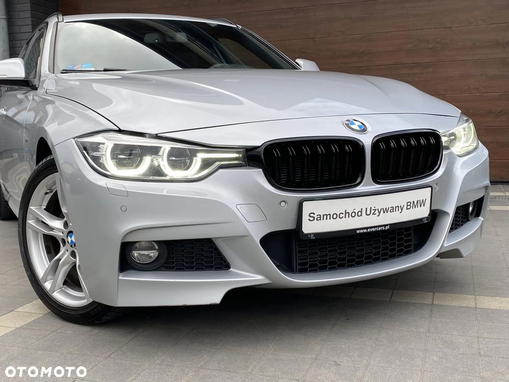 BMW Seria 3 320d xDrive M Sport - 17