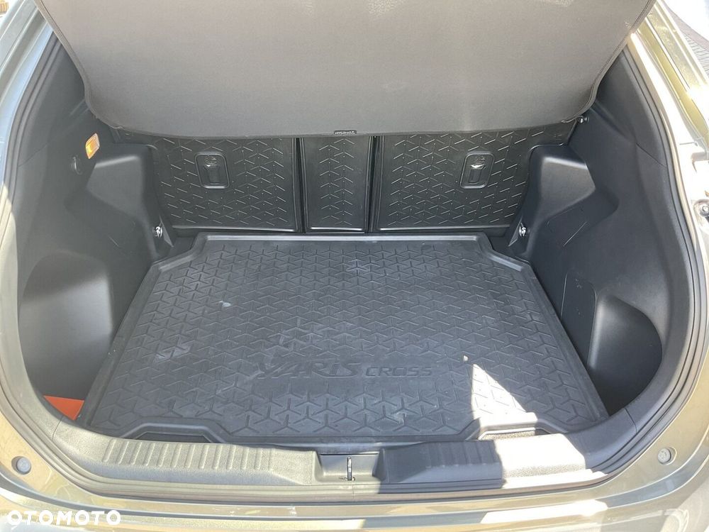 Toyota Yaris Cross - 13