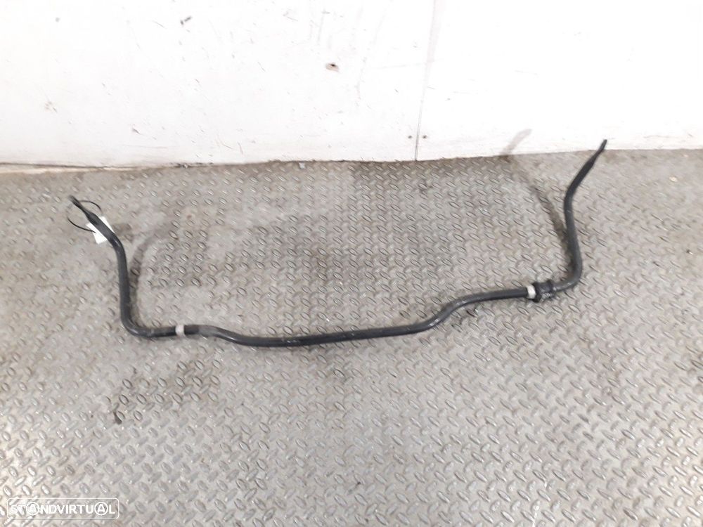 BARRA ESTABILIZADORA TRASEIRA TOYOTA AVENSIS - 1