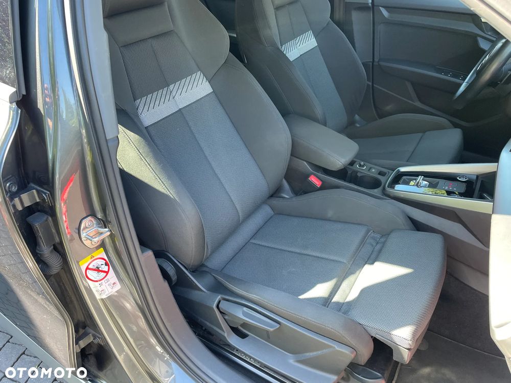 Audi A3 Limousine 30 TFSI mHEV S Line S tronic - 21
