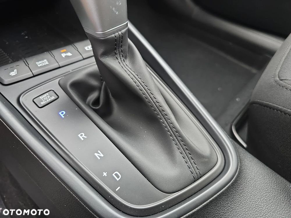 Hyundai i20 1.0 T-GDi Smart DCT - 16