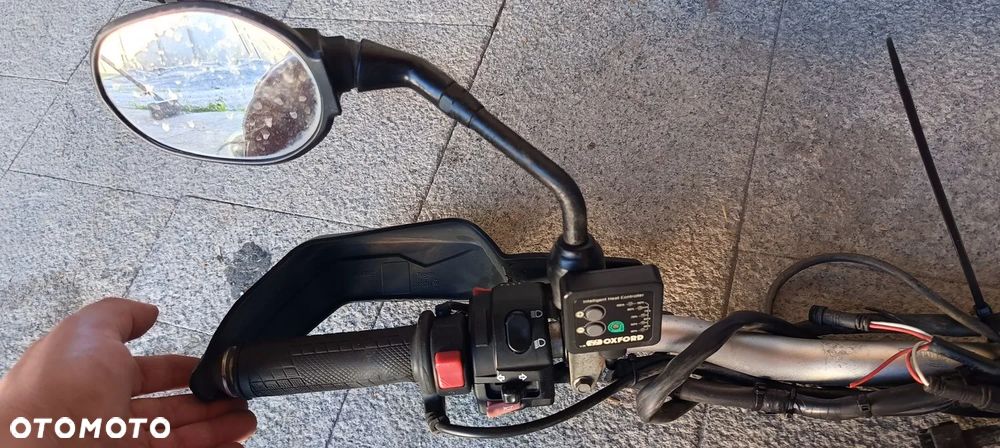 TRIUMPH TIGER 800XC KOŁO FELGA PRZÓD  KIEROWNICA HALOGENY CHŁODNICA SZYBA LICZNIK ZEGARY XRT - 21