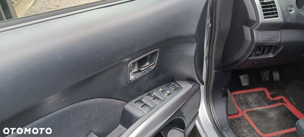 Mitsubishi Outlander 2.4 Instyle EU5 - 15