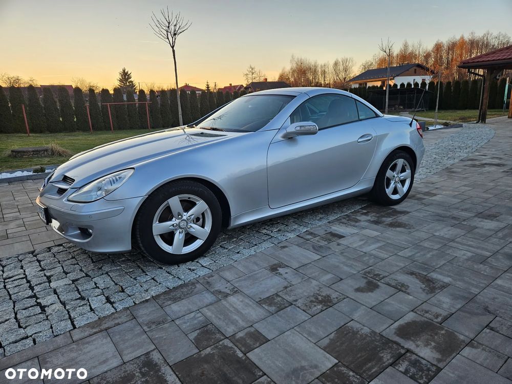 Mercedes-Benz SLK 300 Sport Edition - 9