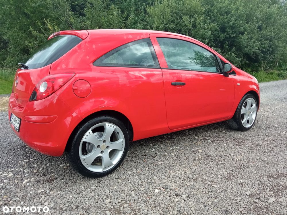 Opel Corsa 1.2 16V Cosmo - 2
