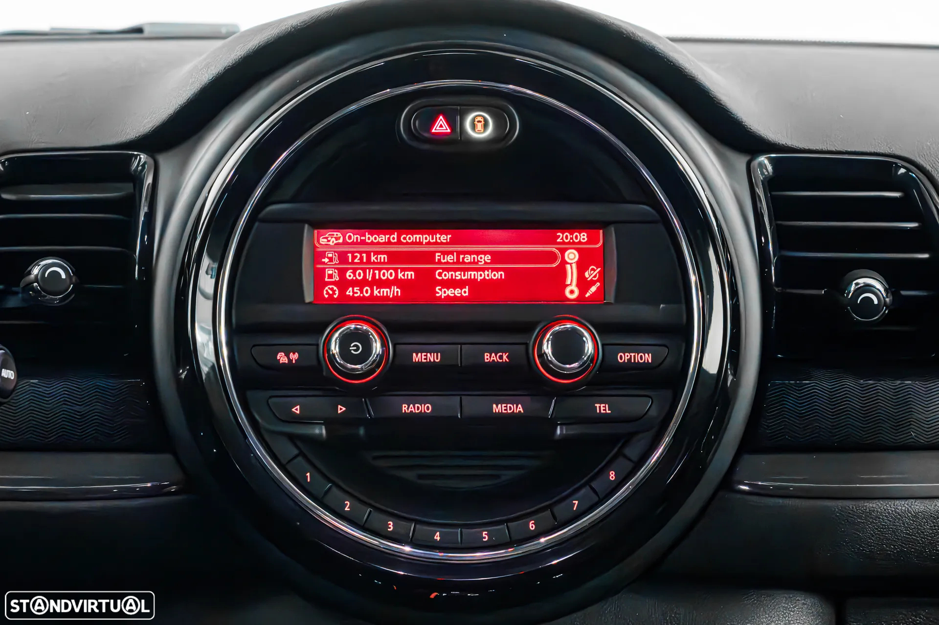 MINI Clubman One D Essential - 18