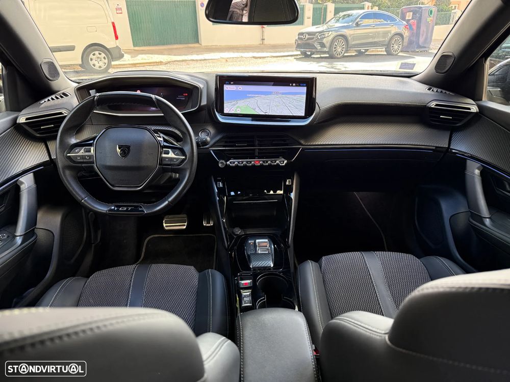 Peugeot e-2008 50 kWh GT Line - 6