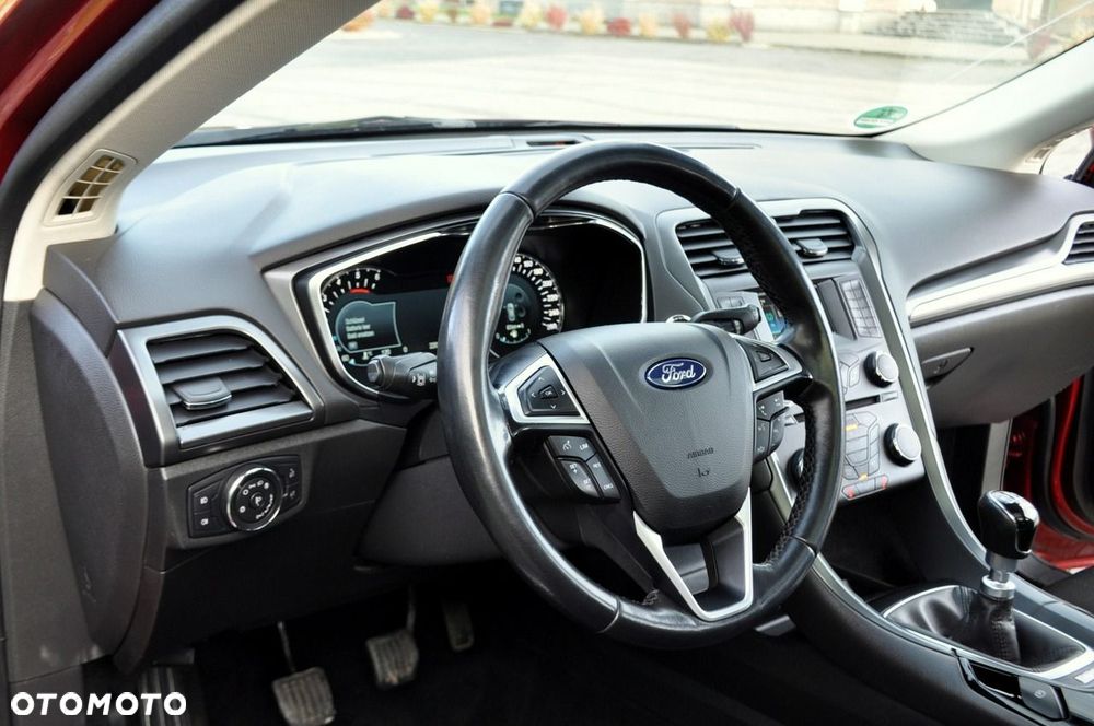 Ford Mondeo - 22