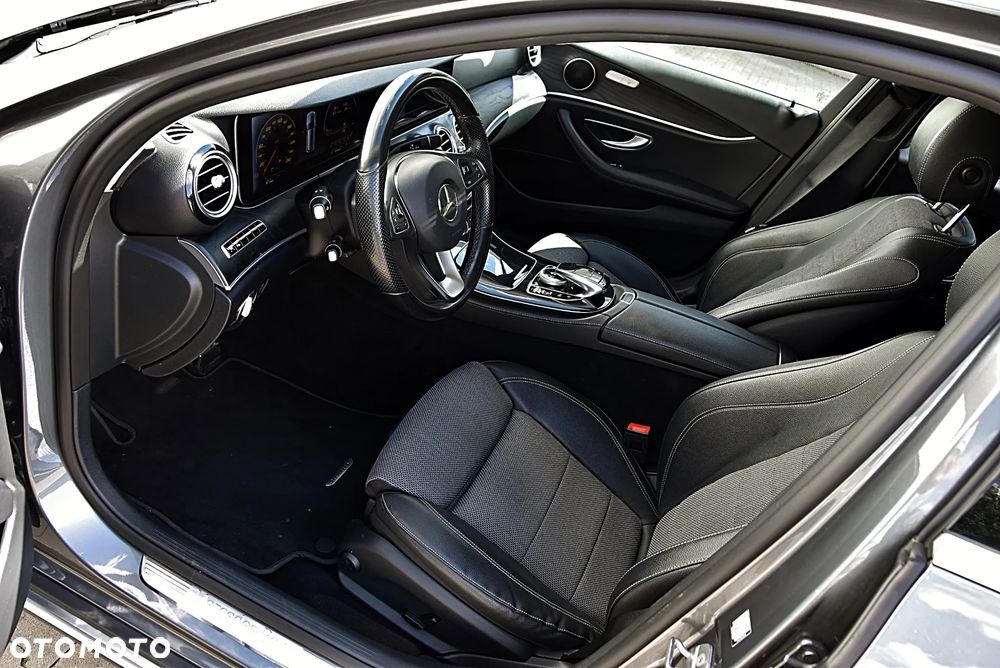 Mercedes-Benz Klasa E 220 d 4Matic All-Terrain 9G-TRONIC Avantgarde - 15