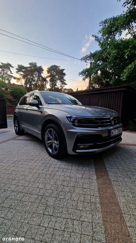 Volkswagen Tiguan - 1