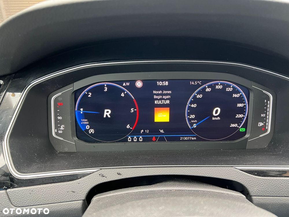 Volkswagen Passat Variant 2.0 TDI DSG (BlueMotion Technology) Comfortline - 10