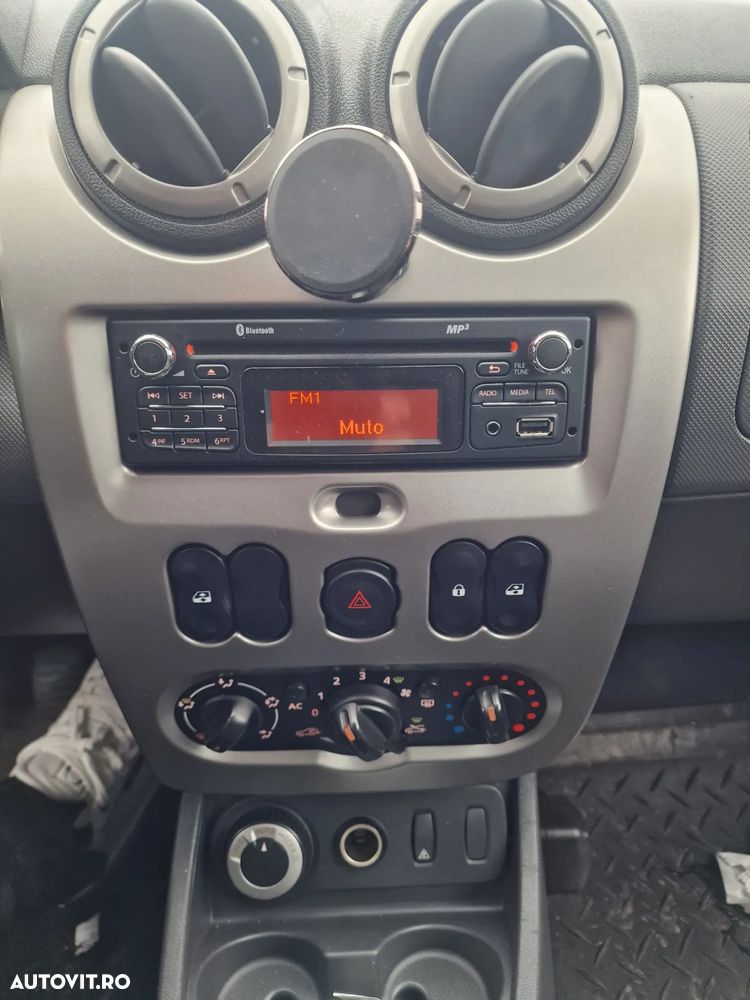 Dacia Duster 1.5 dCi 4x4 Prestige - 17