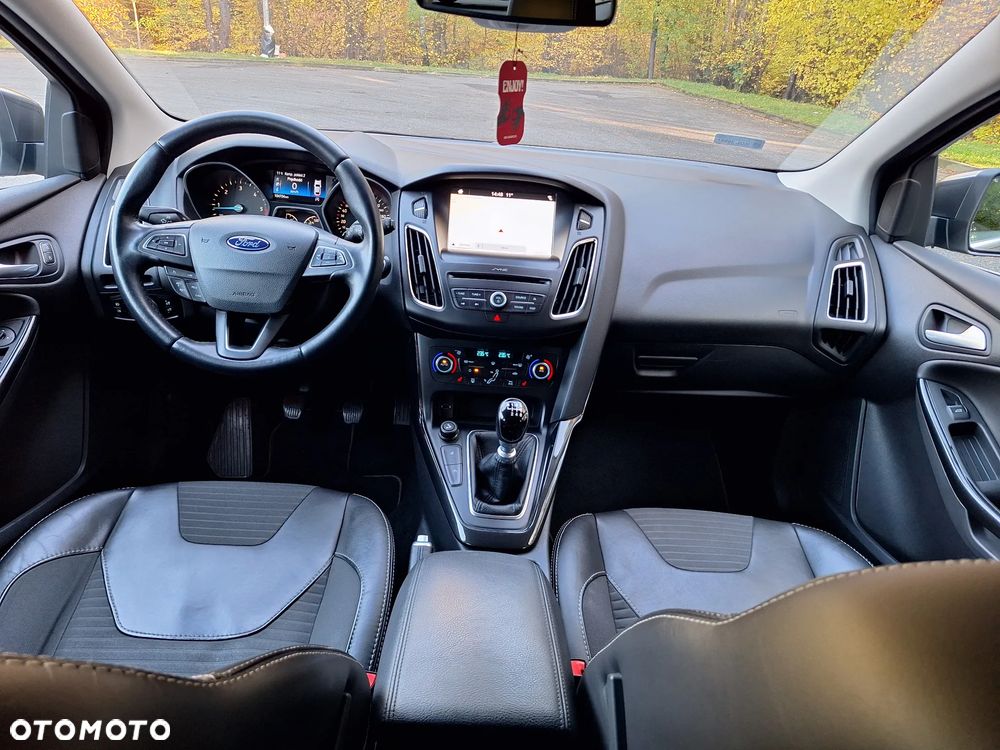 Ford Focus - 18