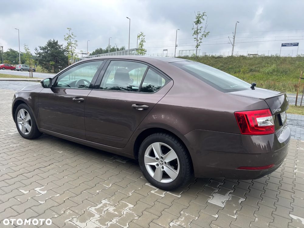 Skoda Octavia 1.5 TSI ACT Business - 9