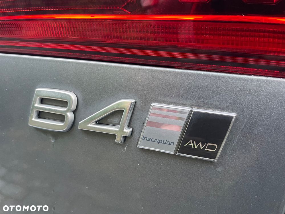 Volvo XC 60 B4 D AWD Geartronic Inscription - 12