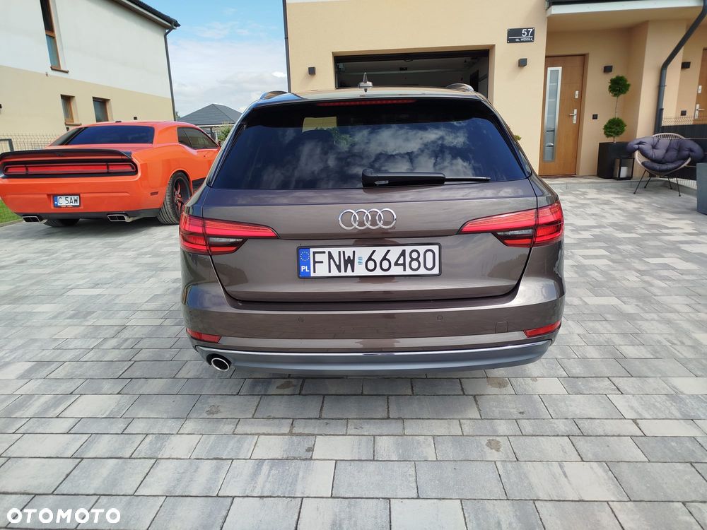 Audi A4 Avant 2.0 TDI Sport S tronic - 4