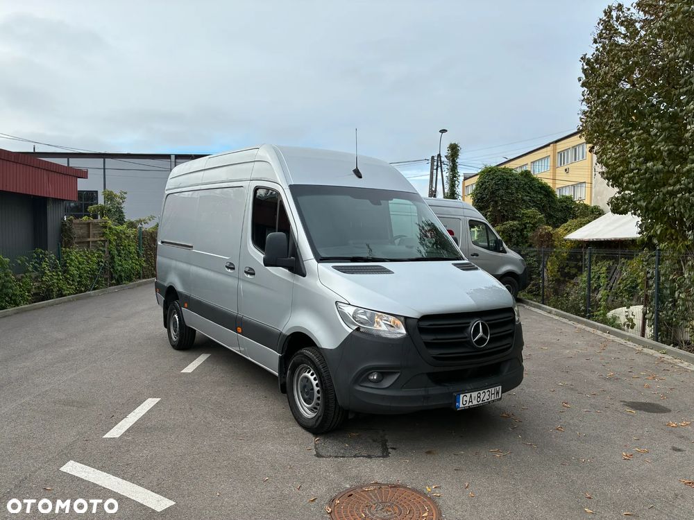 Mercedes-Benz Sprinter