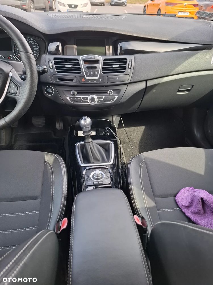 Renault Laguna 2.0 dCi Black Edition - 11