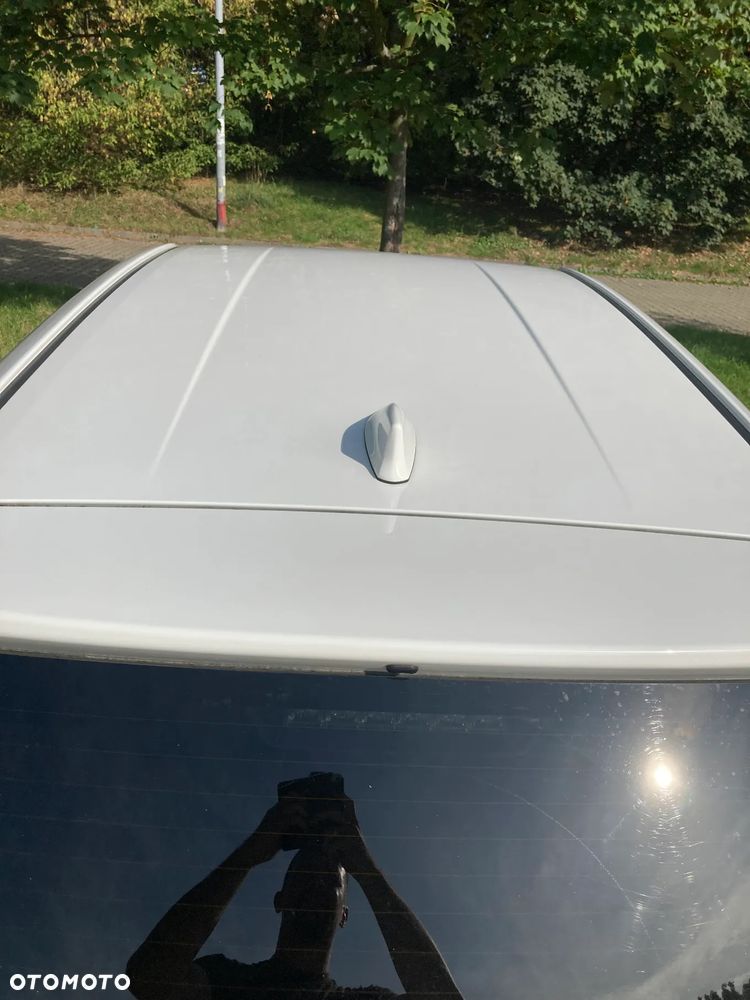Toyota Auris 1.8 VVT-i Hybrid Automatik Edition - 6