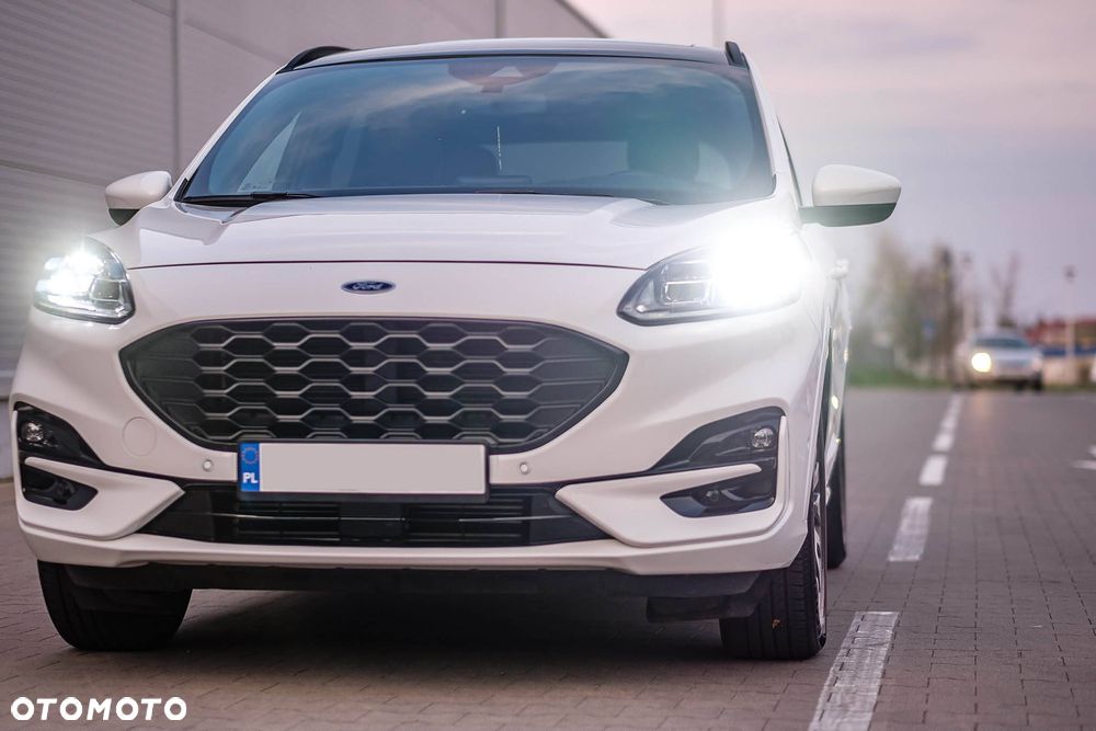 Ford Kuga - 2