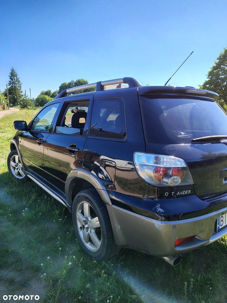 Mitsubishi Outlander 2.0 Comfort - 4