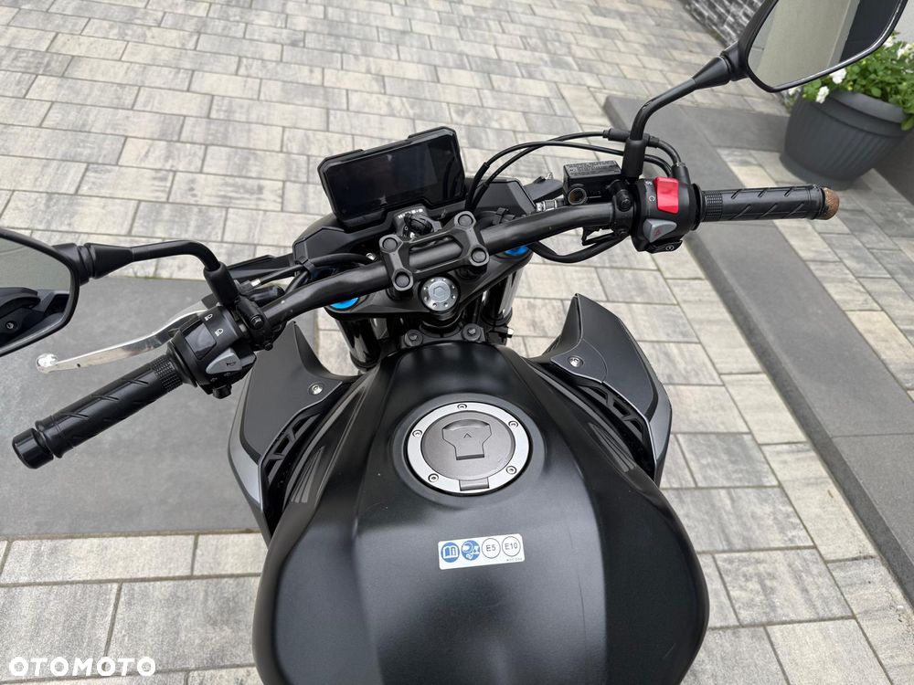 Honda CB - 4