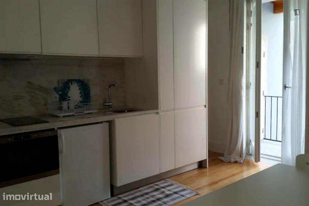 Apartamento com 2 quartos - localizado em Cedofeita Porto - Grande imagem: 2/13
