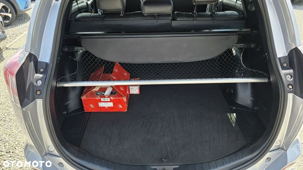 Toyota RAV4 - 22