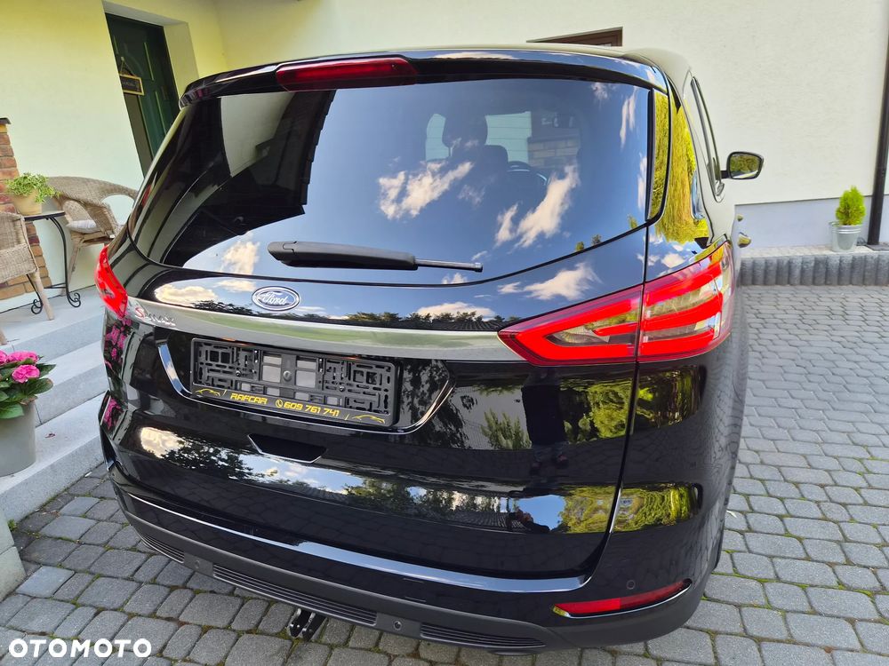 Ford S-Max 2.0 TDCi Titanium PowerShift - 32