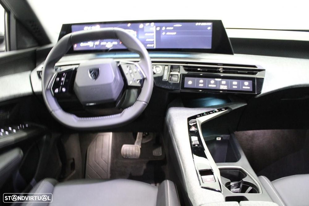 Peugeot E-3008 73 kWh Allure - 13