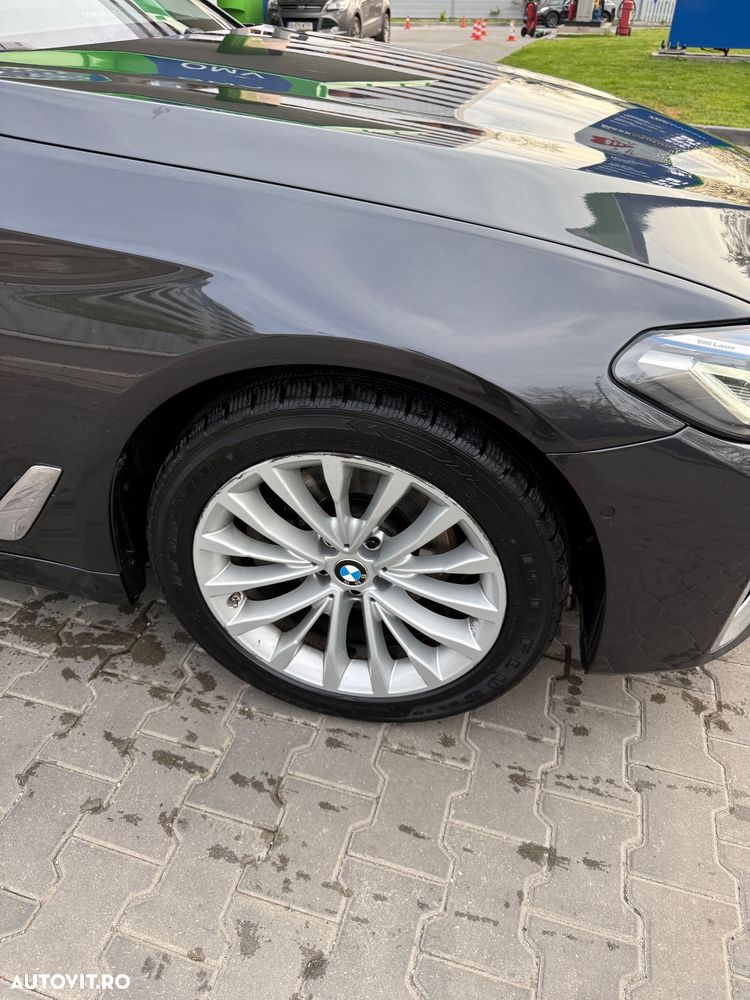 BMW Seria 5 520d Aut. Luxury Line - 4