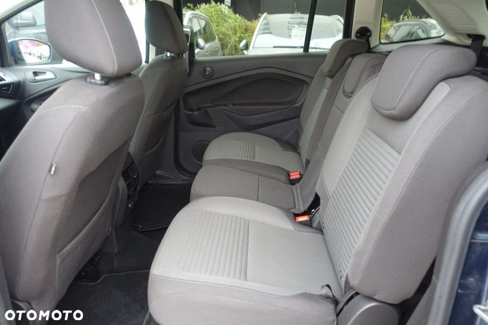 Ford Grand C-MAX - 10