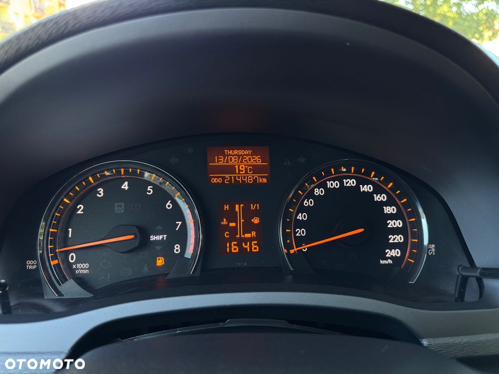 Toyota Avensis 1.6 Luna - 20