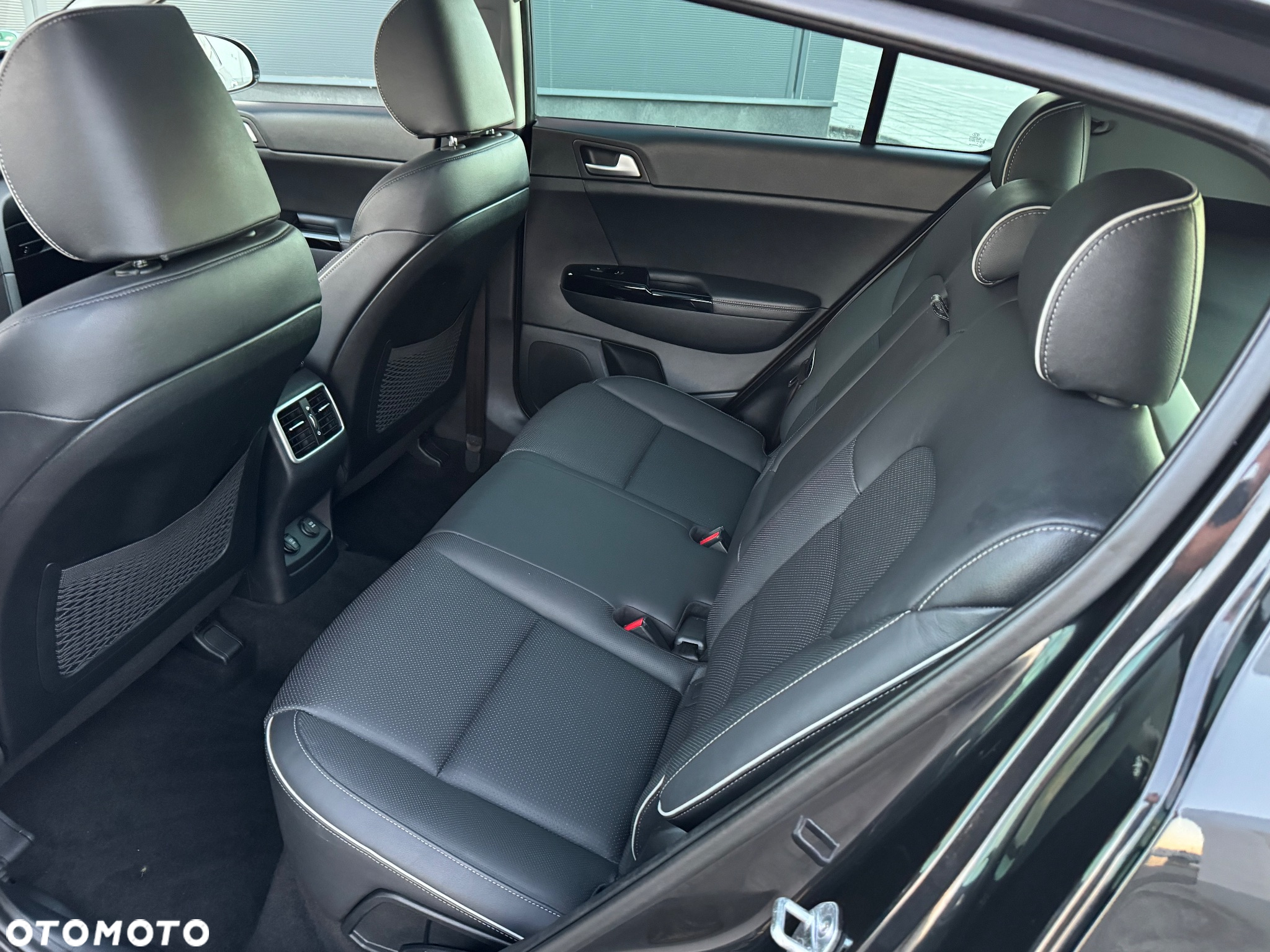 Kia Sportage - 14