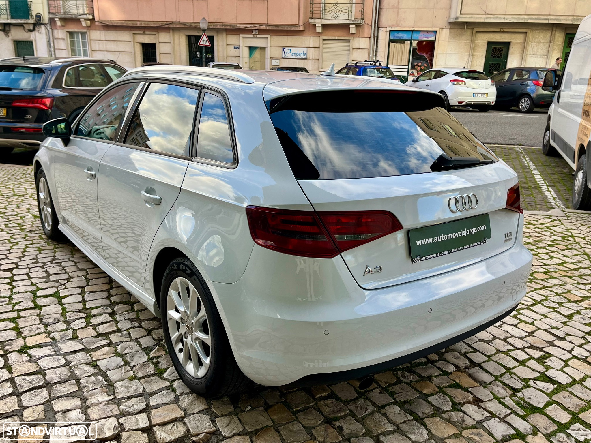 Audi A3 Sportback 1.6 TDI Attraction Ultra - 5