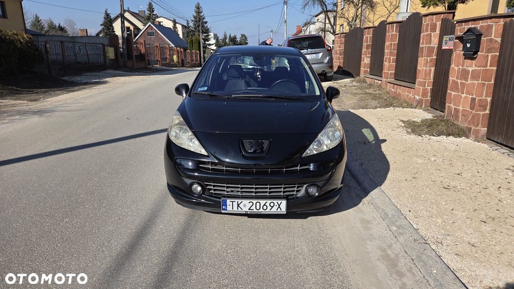 Peugeot 207 - 6