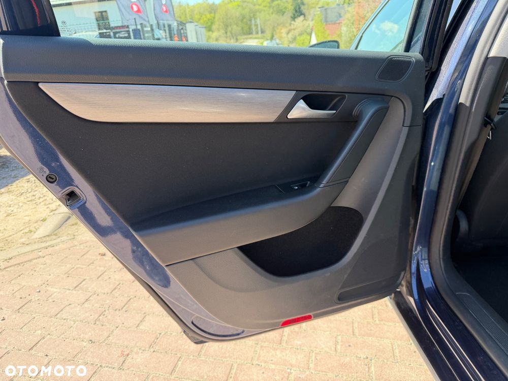 Volkswagen Passat 2.0 TDI 4Mot Highline DSG - 14