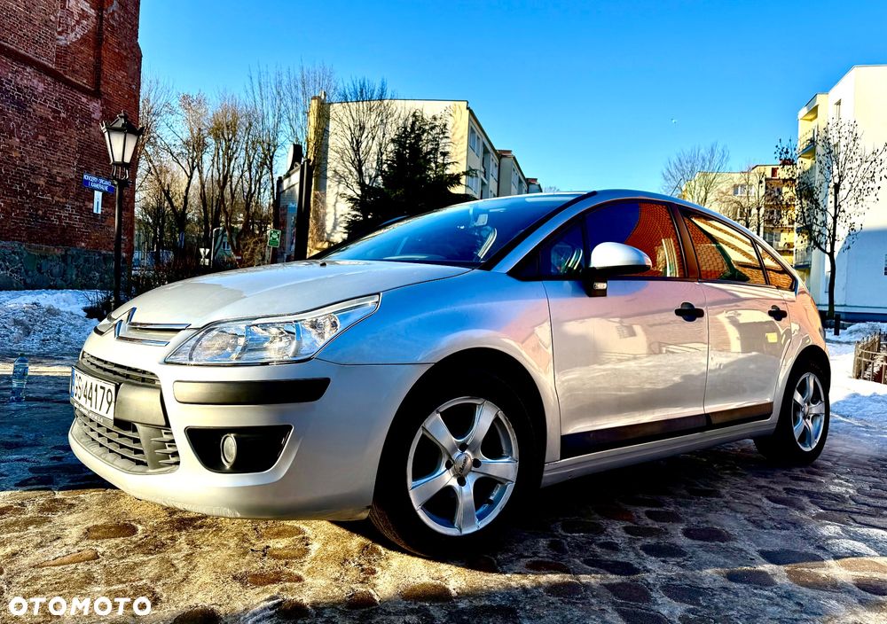 Citroën C4 1.6 VTi Equilibre Pack - 1