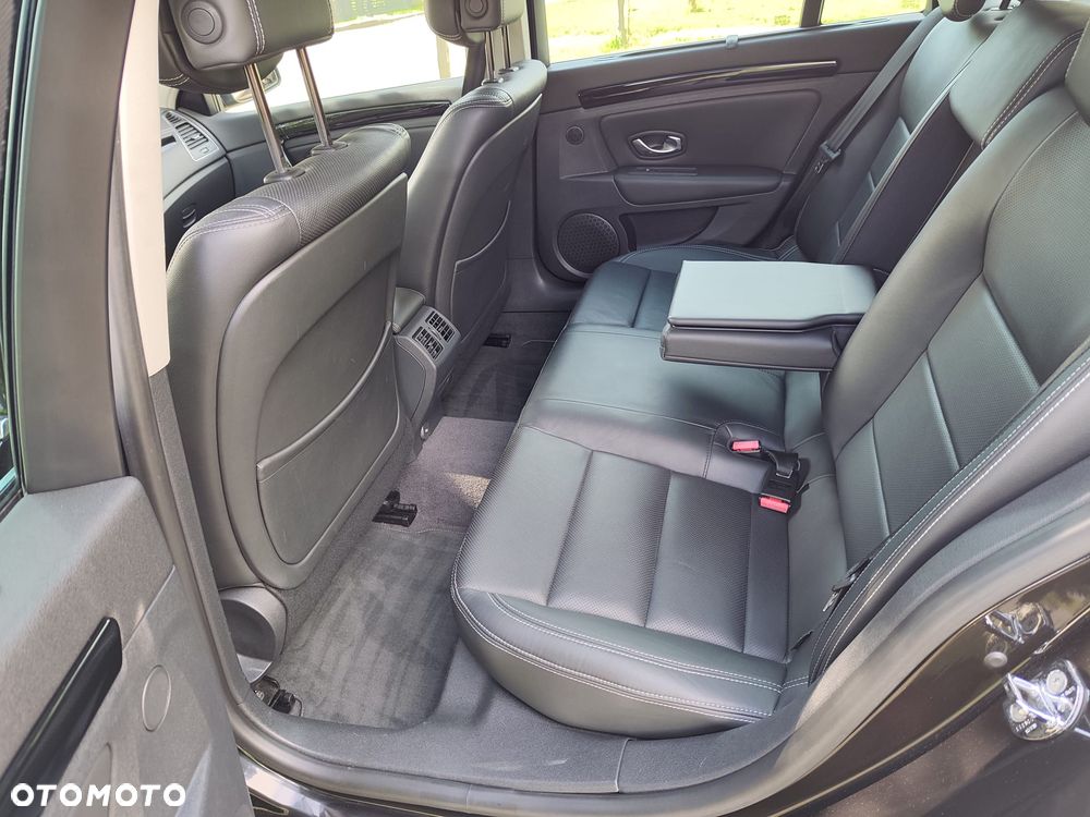 Renault Laguna dCi 180 FAP Initiale - 8