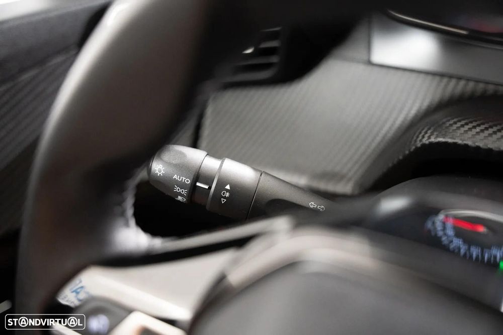 Peugeot 2008 1.2 PureTech Active - 13